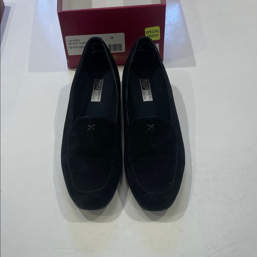 Munro Black Suede Women's Loafers